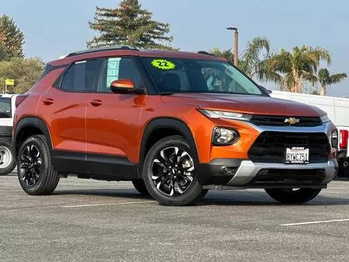 2022 Chevrolet TrailBlazer LT FWD photo