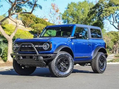 2021 Ford Bronco 2 Door First Edition 4WD photo