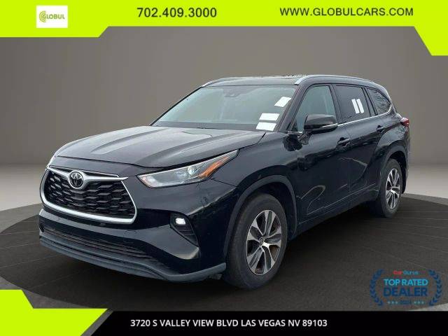 2022 Toyota Highlander XLE AWD photo