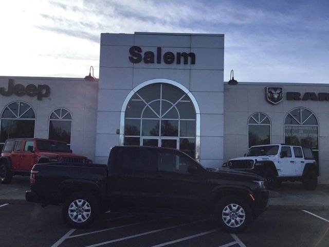 2022 Nissan Frontier SV 4WD photo