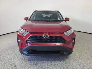 2021 Toyota RAV4 XLE FWD photo