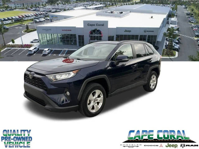2021 Toyota RAV4 XLE FWD photo