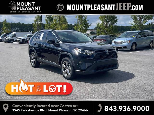 2021 Toyota RAV4 Hybrid XLE Premium AWD photo