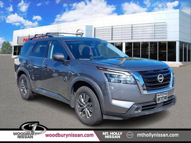 2022 Nissan Pathfinder SV 4WD photo