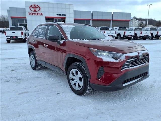 2021 Toyota RAV4 LE AWD photo