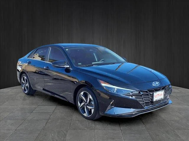 2022 Hyundai Elantra SEL FWD photo