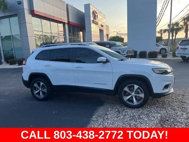 2021 Jeep Cherokee Limited 4WD photo