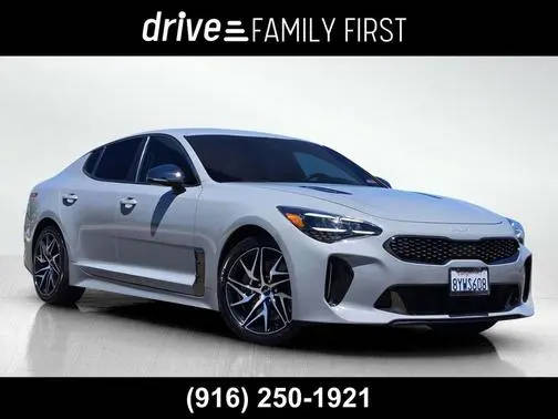 2022 Kia Stinger GT-Line RWD photo
