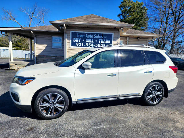 2018 Nissan Pathfinder Platinum 4WD photo
