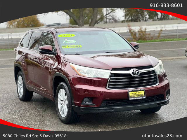 2016 Toyota Highlander LE FWD photo