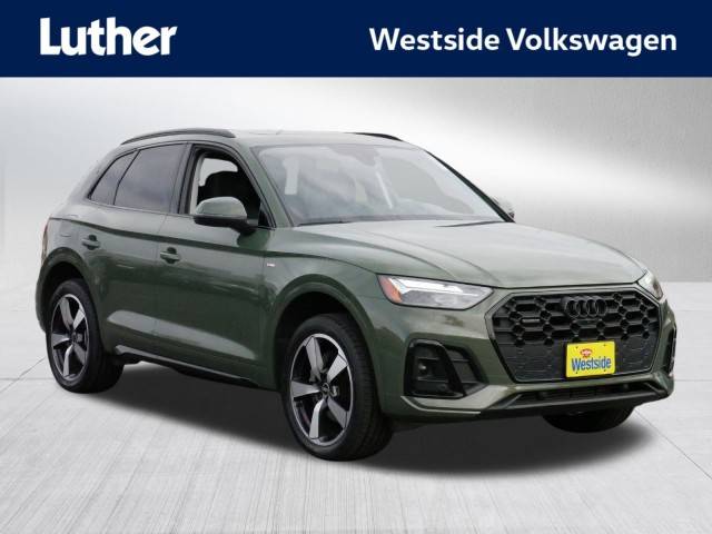 2022 Audi Q5 S line Premium Plus AWD photo