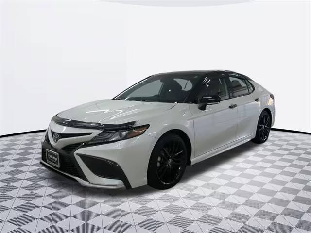 2022 Toyota Camry XSE FWD photo