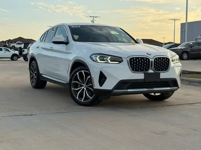 2022 BMW X4 xDrive30i AWD photo