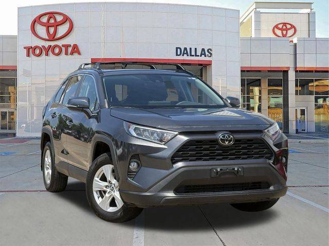 2021 Toyota RAV4 XLE FWD photo