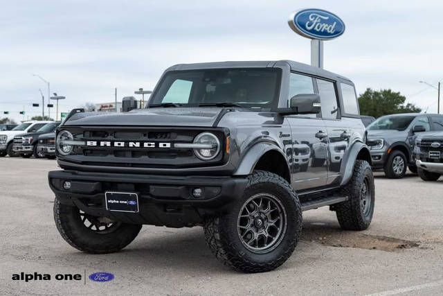 2021 Ford Bronco 4 Door Outer Banks 4WD photo