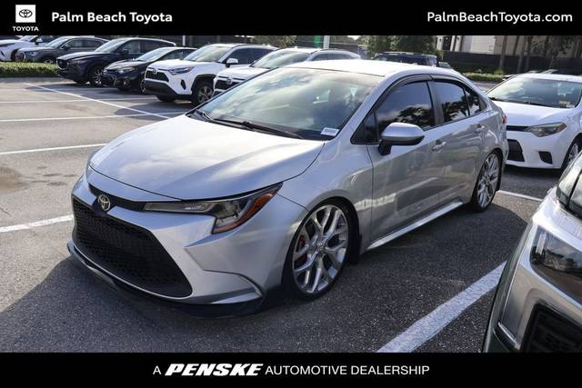 2022 Toyota Corolla LE FWD photo