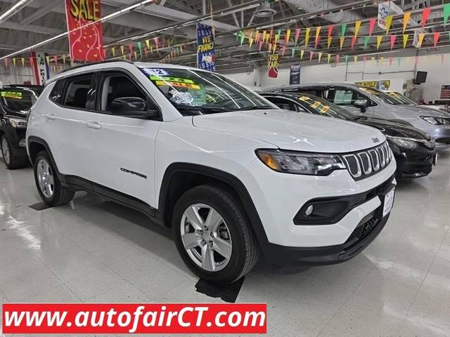2022 Jeep Compass Latitude 4WD photo