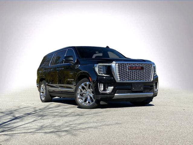 2022 GMC Yukon XL Denali 4WD photo