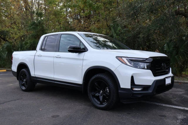 2022 Honda Ridgeline Black Edition AWD photo