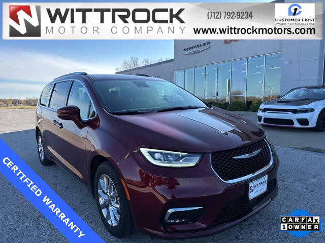 2021 Chrysler Pacifica Minivan Touring L FWD photo