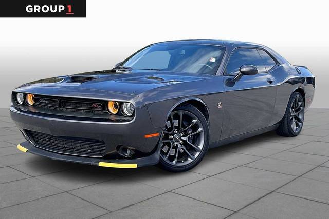 2021 Dodge Challenger R/T Scat Pack RWD photo