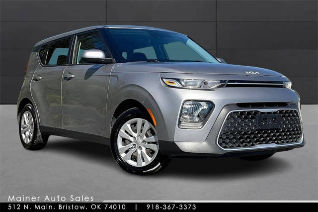 2022 Kia Soul LX FWD photo