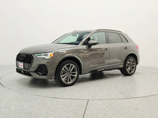 2022 Audi Q3 S line Premium Plus AWD photo
