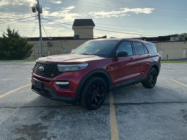 2021 Ford Explorer ST 4WD photo