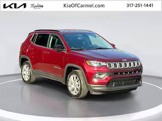 2022 Jeep Compass Latitude Lux 4WD photo