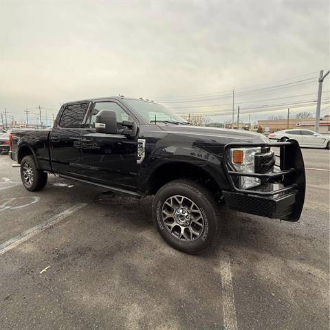 2022 Ford F-250 Super Duty LARIAT 4WD photo