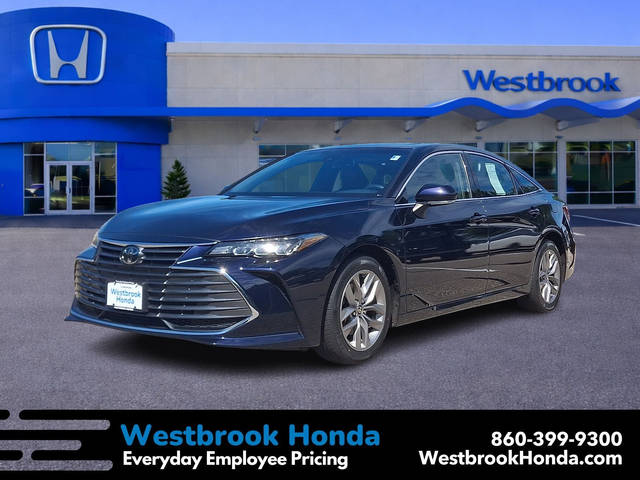 2022 Toyota Avalon XLE FWD photo