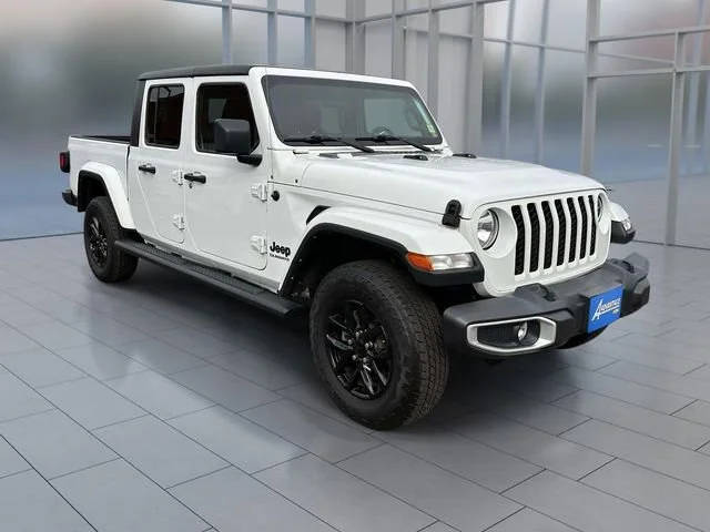 2021 Jeep Gladiator Sport S 4WD photo