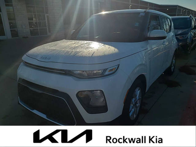 2022 Kia Soul LX FWD photo