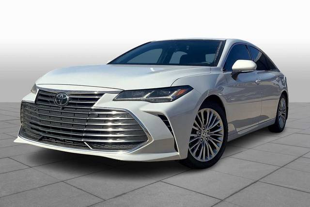 2022 Toyota Avalon Limited FWD photo