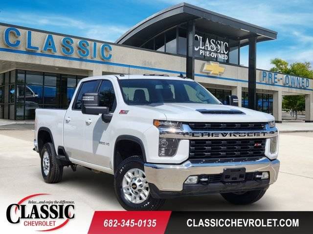 2022 Chevrolet Silverado 2500HD LT 4WD photo