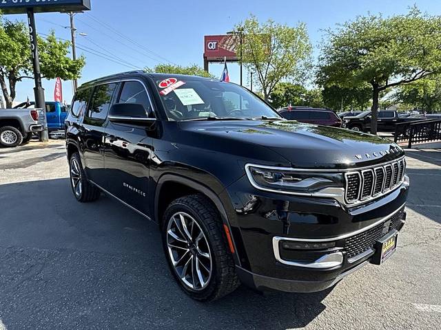 2022 Jeep Wagoneer Series III 4WD photo