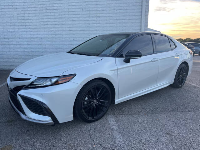 2022 Toyota Camry Hybrid XSE FWD photo