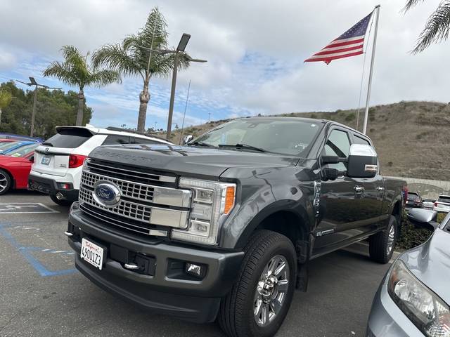 2018 Ford F-350 Super Duty Platinum 4WD photo