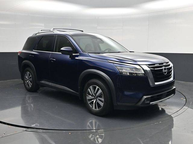2022 Nissan Pathfinder SL FWD photo