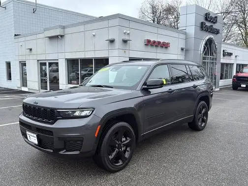 2021 Jeep Grand Cherokee L Altitude 4WD photo
