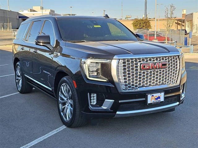 2022 GMC Yukon Denali 4WD photo