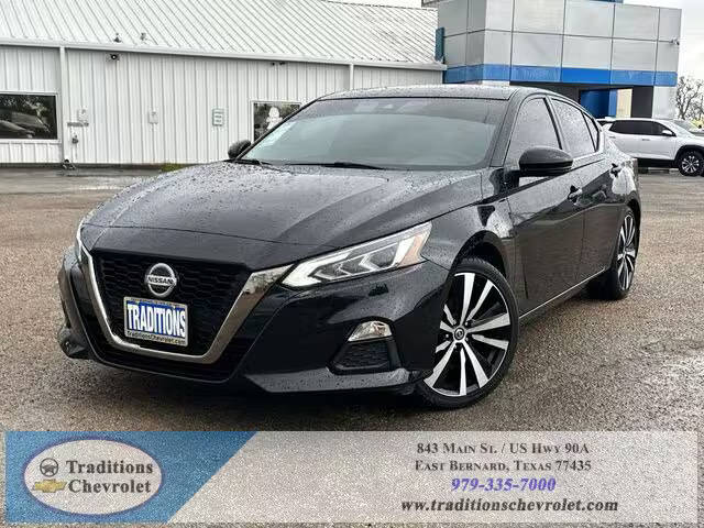 2021 Nissan Altima 2.5 SR FWD photo