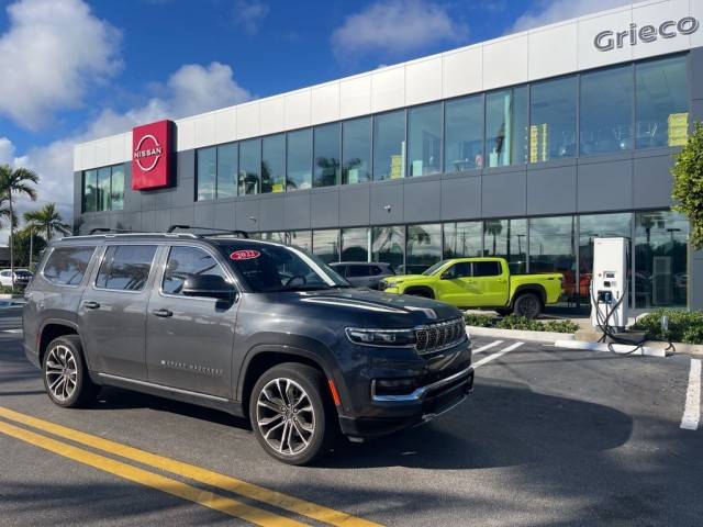 2022 Jeep Grand Wagoneer Series III 4WD photo