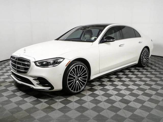 2022 Mercedes-Benz S-Class S 500 AWD photo