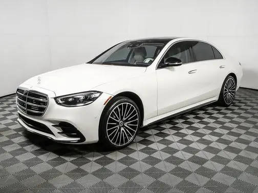 2022 Mercedes-Benz S-Class S 500 AWD photo