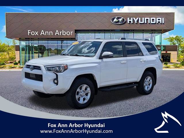 2022 Toyota 4Runner SR5 Premium 4WD photo