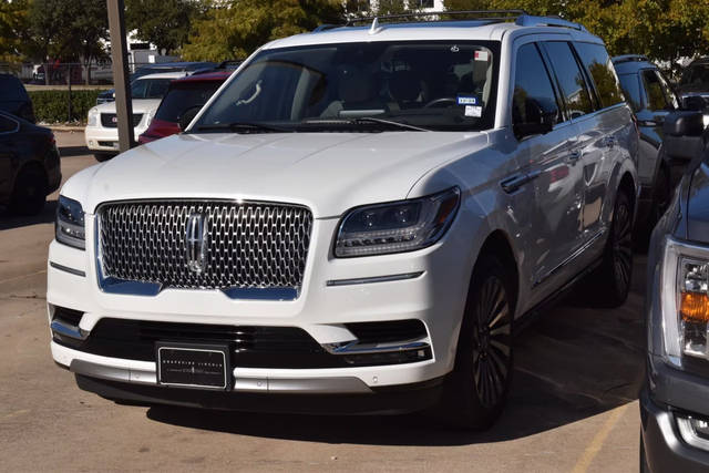 2021 Lincoln Navigator Reserve RWD photo