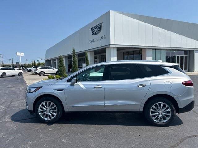2021 Buick Enclave Essence FWD photo