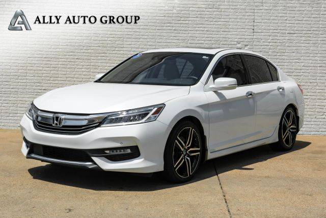 2016 Honda Accord Touring FWD photo