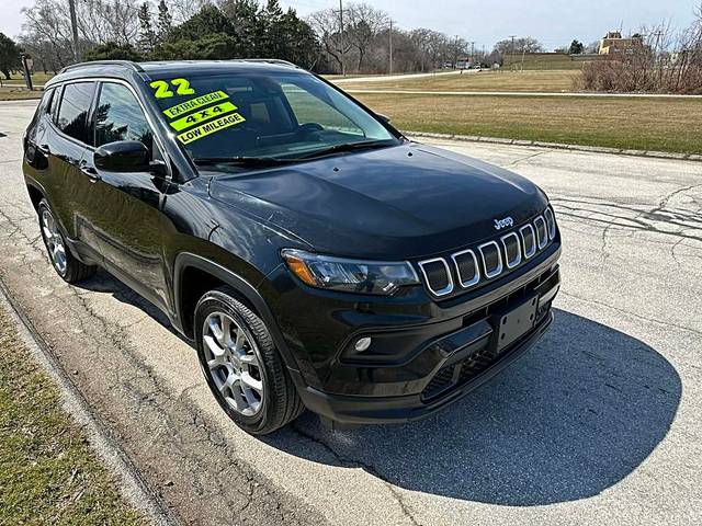 2022 Jeep Compass Latitude Lux 4WD photo